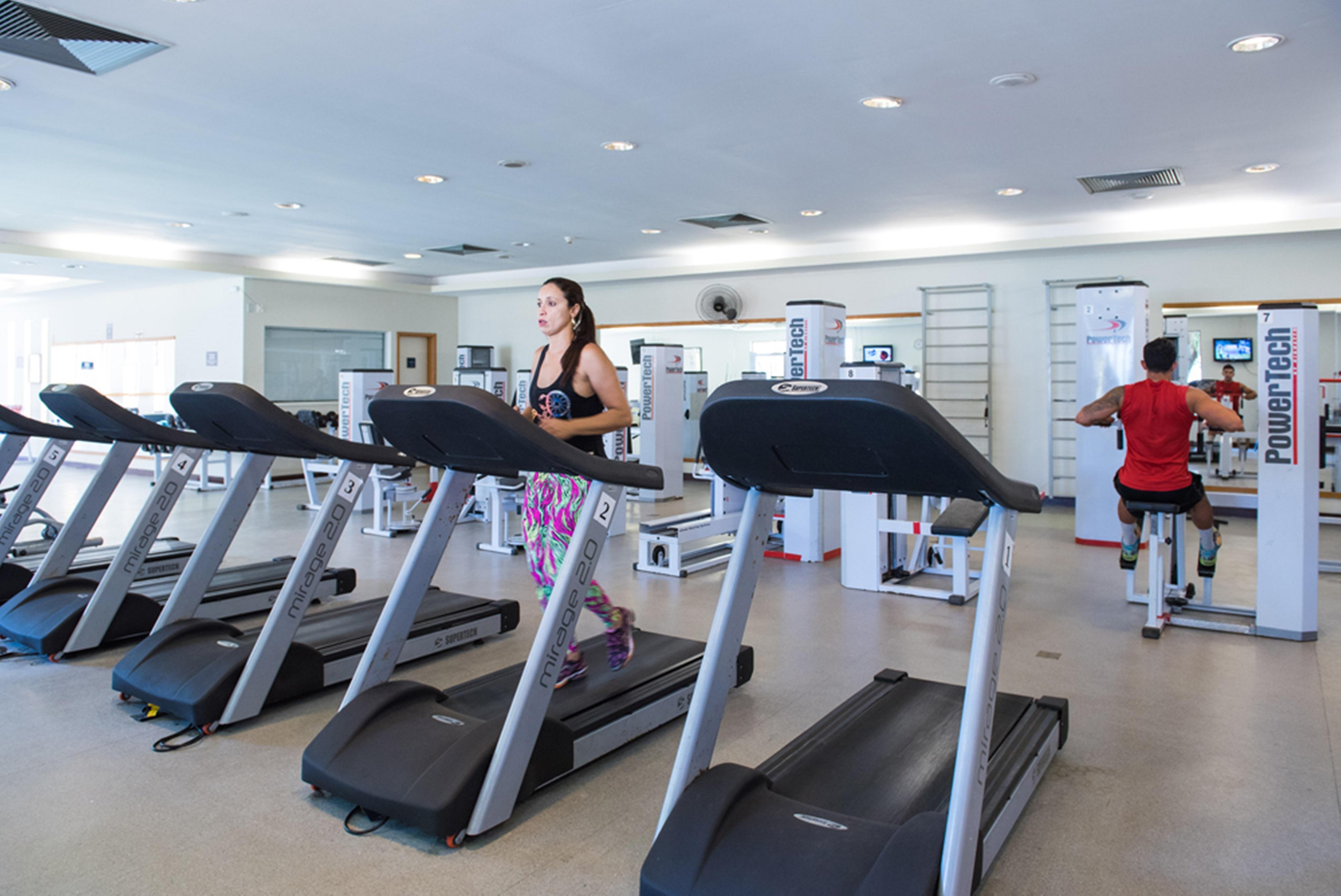 Vila Gale Eco Resort Angra アングラドスレイス エクステリア 写真 The gym at the National Institute of Sport, in which the team trains.