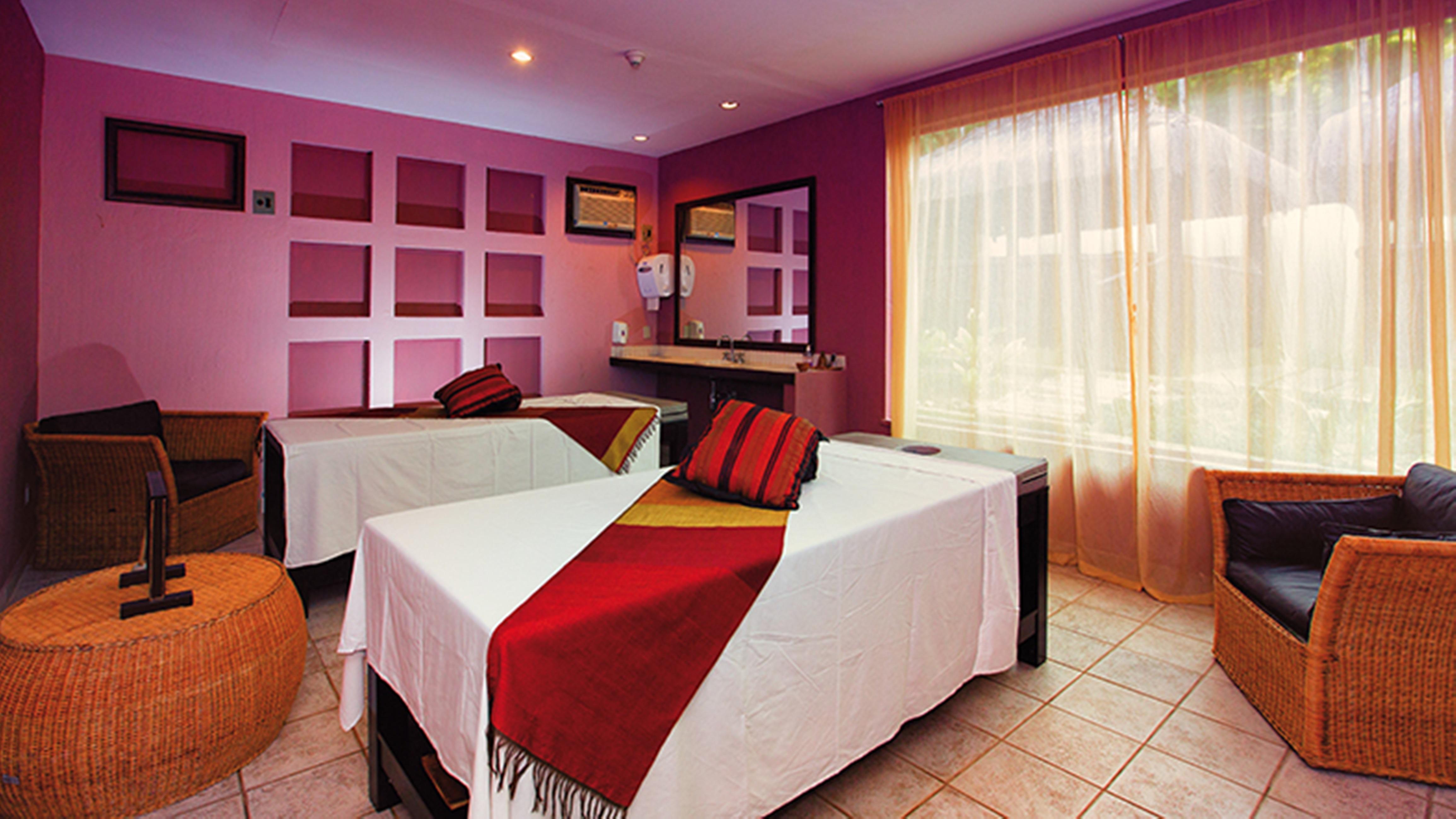 Vila Gale Eco Resort Angra アングラドスレイス エクステリア 写真 A room at the spa