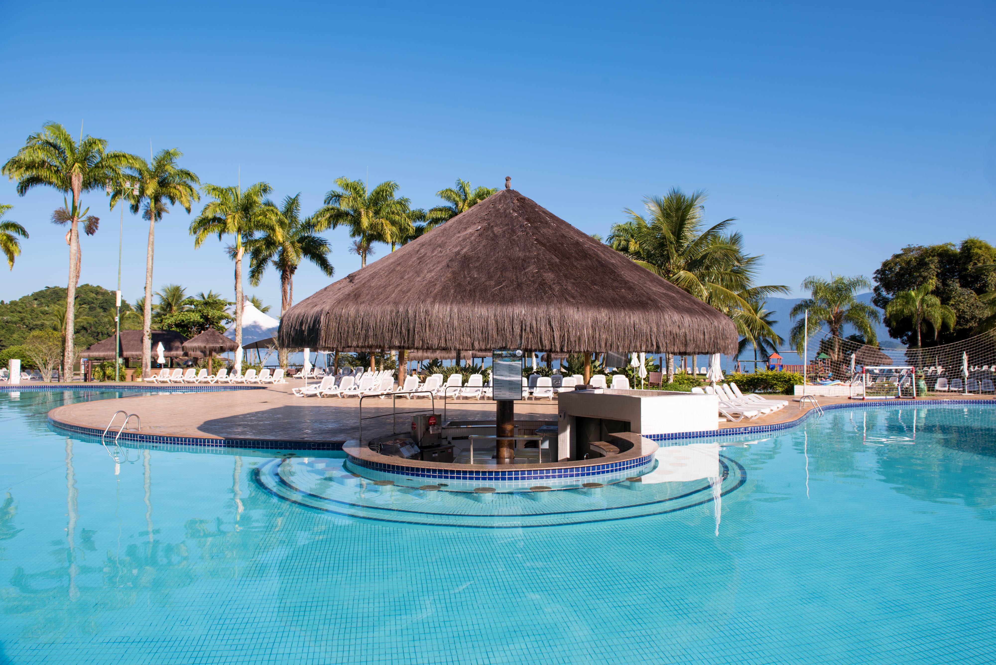 Vila Gale Eco Resort Angra アングラドスレイス エクステリア 写真 The swimming pool at the Sheraton Resort