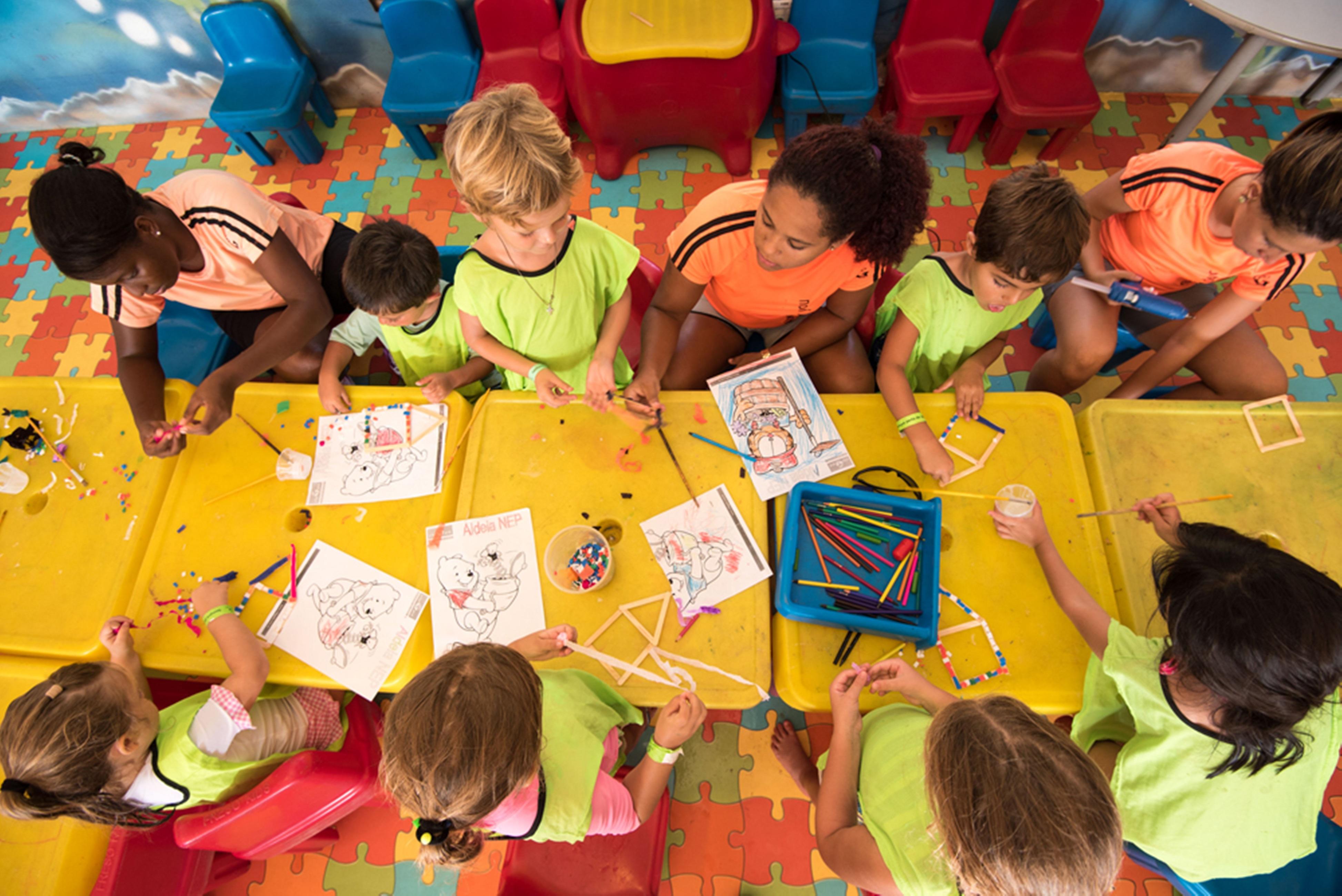 Vila Gale Eco Resort Angra アングラドスレイス エクステリア 写真 Children at a nursery school