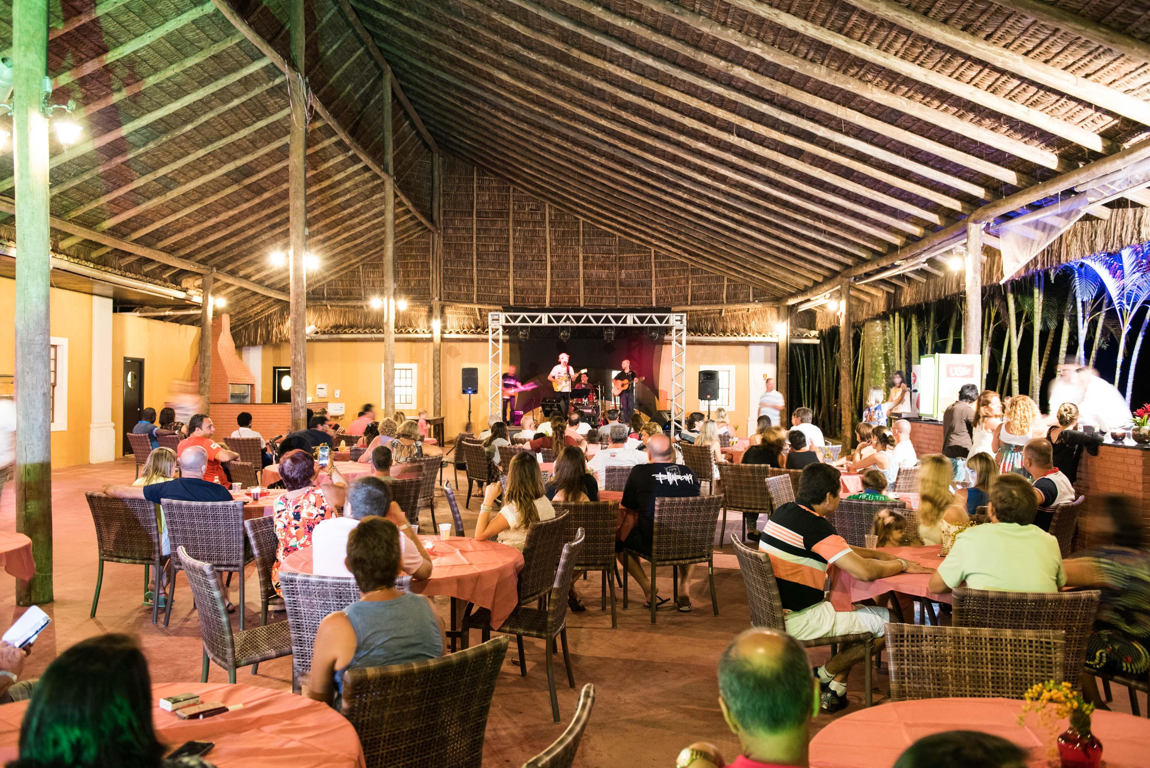 Vila Gale Eco Resort Angra アングラドスレイス エクステリア 写真 The interior of the restaurant