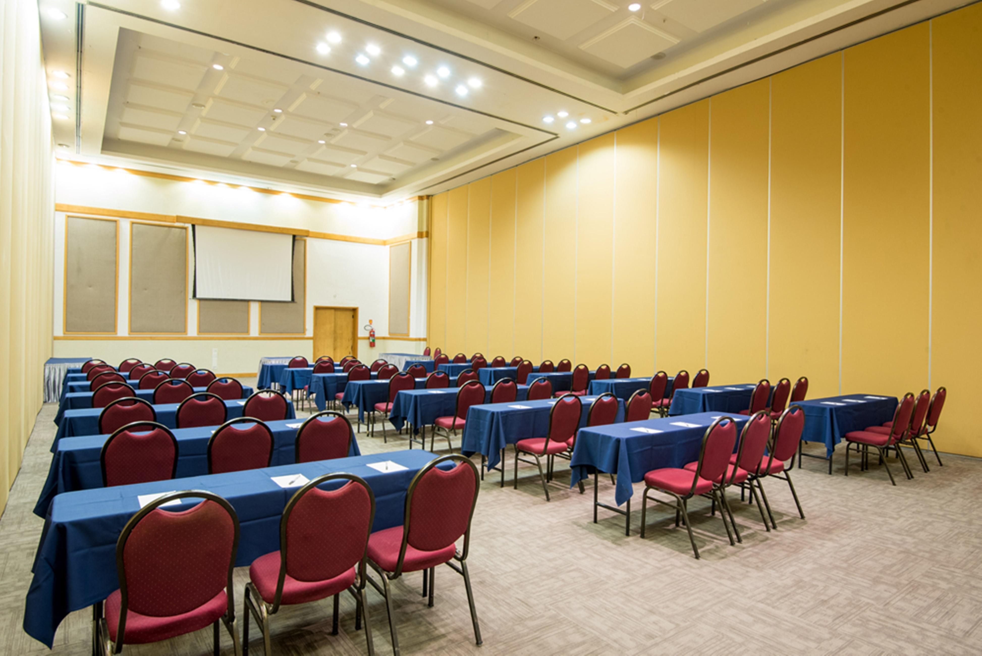 Vila Gale Eco Resort Angra アングラドスレイス エクステリア 写真 A typical conference room
