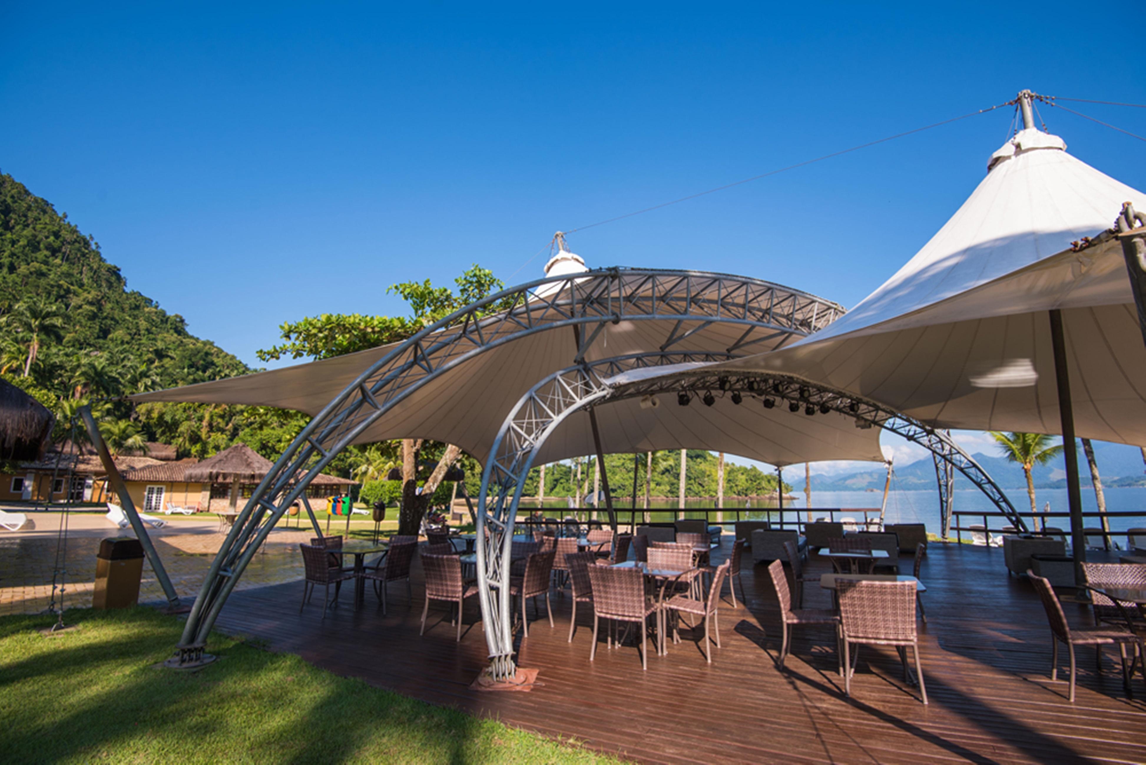 Vila Gale Eco Resort Angra アングラドスレイス エクステリア 写真 The deck at the resort